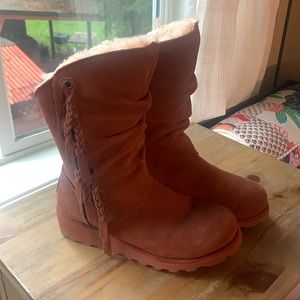 Bearpaw wedge boots